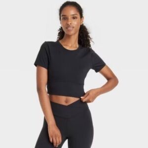 Joylab Sz XL Tee Cropped Fit Black NWT Athleisure Short Sleeve